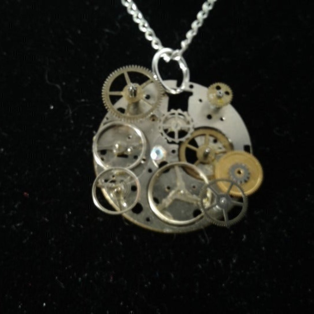 Handmade Steampunk Gear Necklace Z451